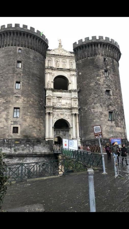 Rosy Monolocale Nel Centro Storico Di Torre Annunziata Di Fronte Scavi Oplonti Apartment ภายนอก รูปภาพ